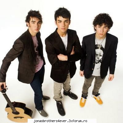 Stiri Jonas Brothers - Beckham Brothers, concurenta pentru Jonas - News